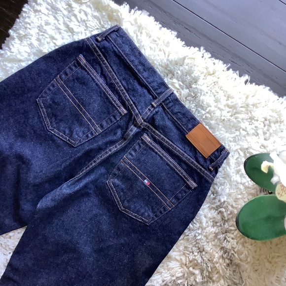 Tommy Hilfiger Dark Blue Vintage Style Jeans - Picture 5 of 8